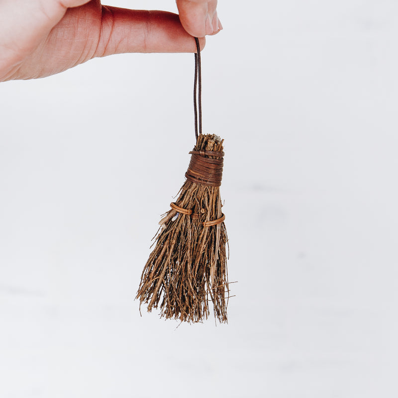 Load image into Gallery viewer, 3" Broom - Citrus Breeze